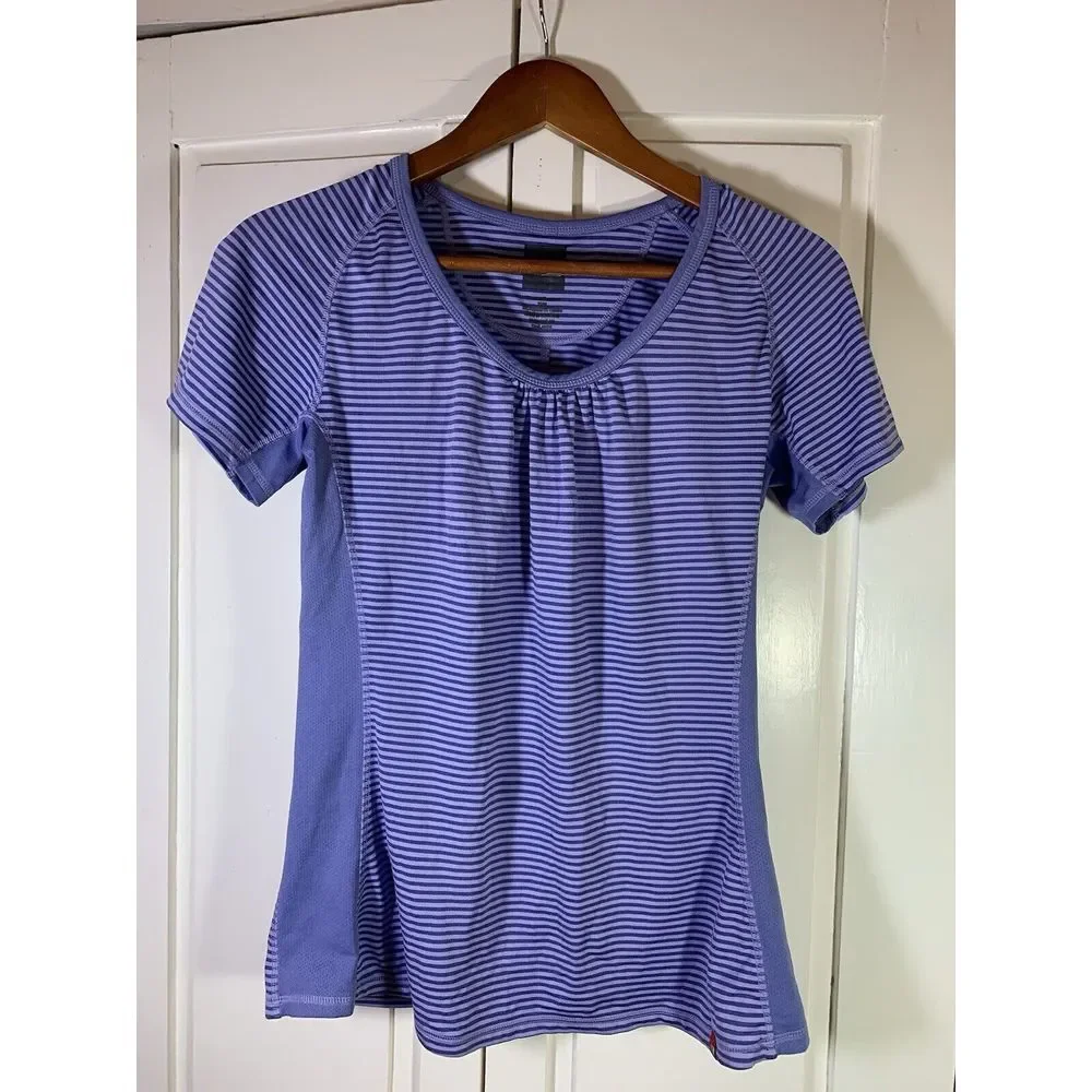 The‎ North Face T Shirt Womens Medium Purple Stripes Outdoorsy Hiking READ - Picture 2 of 14